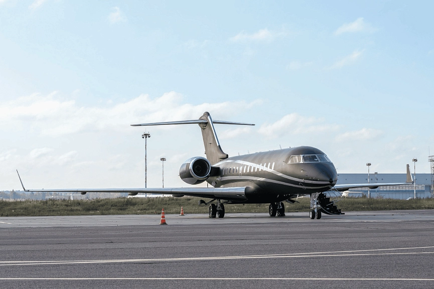 Bombardier Global Express RA-73544