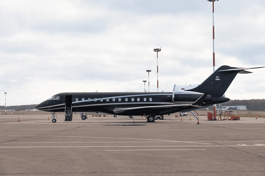 Bombardier Global Express RA-73544