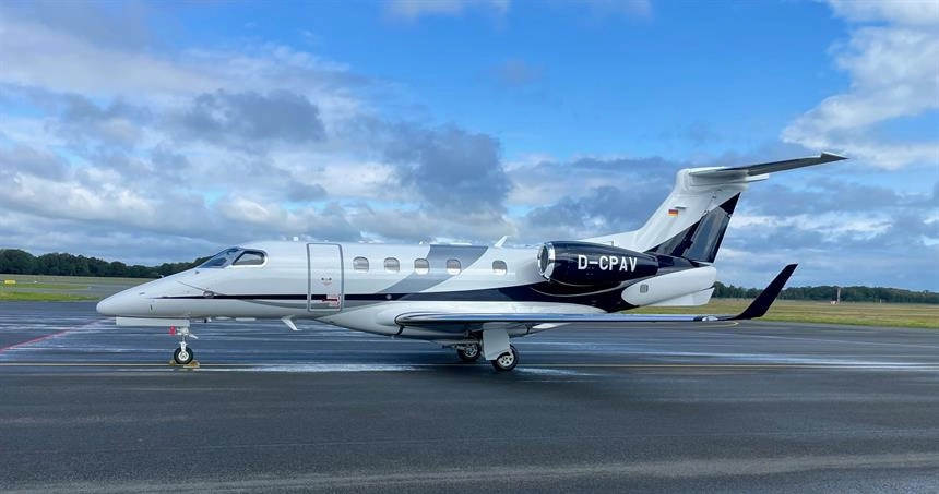 Embraer Phenom 300E D-CPAV