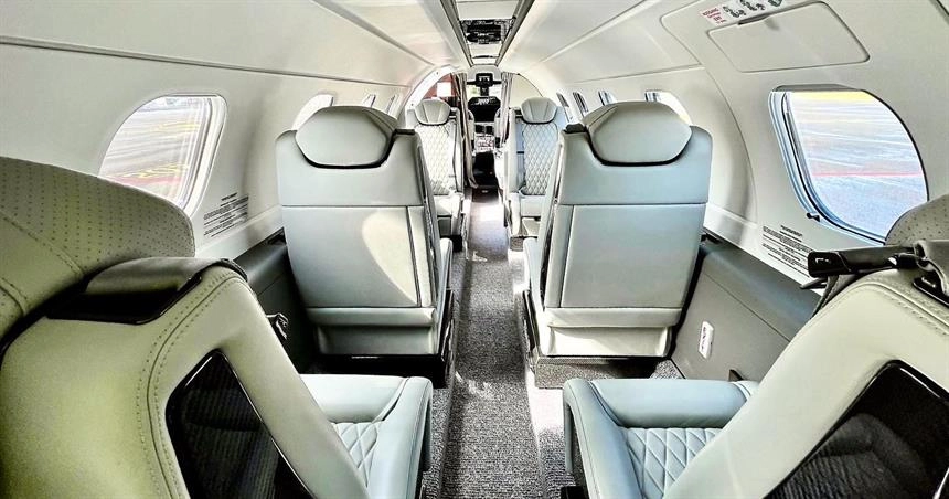 Embraer Phenom 300E D-CPAV