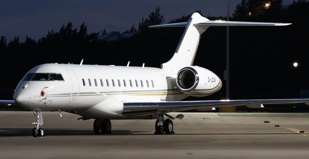Bombardier Global 6500 2G-JCAN