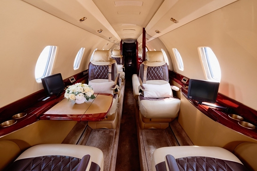 Embraer Phenom 100 UP-***