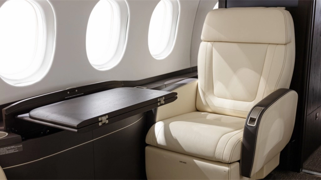 Dassault Falcon 2000LXS OY-EZD