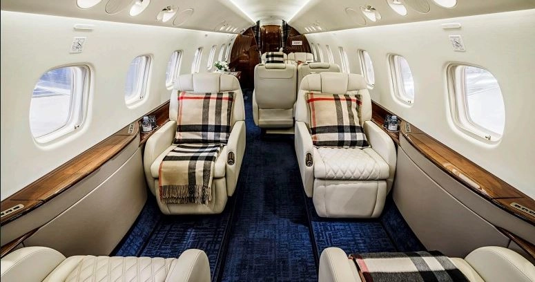 Embraer Legacy 650 YL-ION