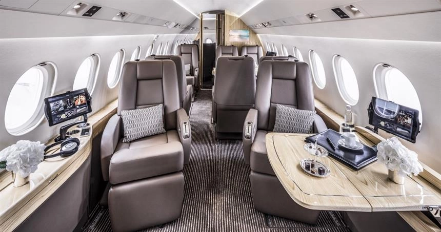Dassault Falcon 2000LX LX-EVM
