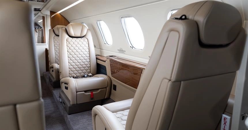 Embraer Phenom 300E OY-BBF