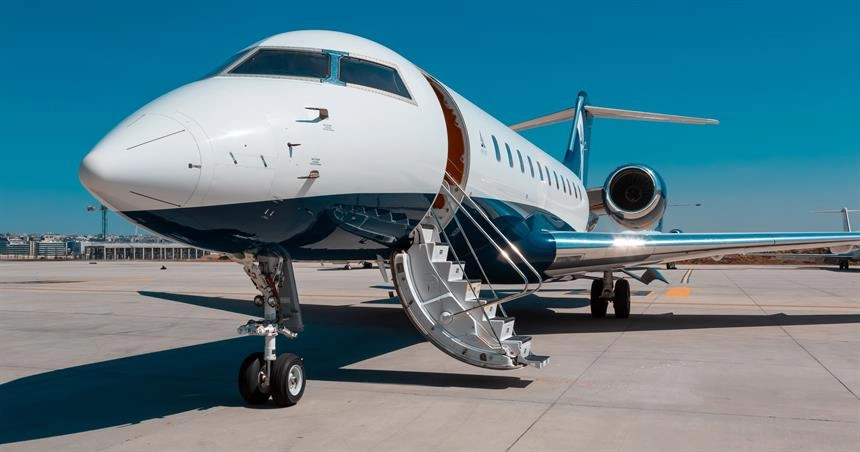 Bombardier Global 5000 T7-ALEX