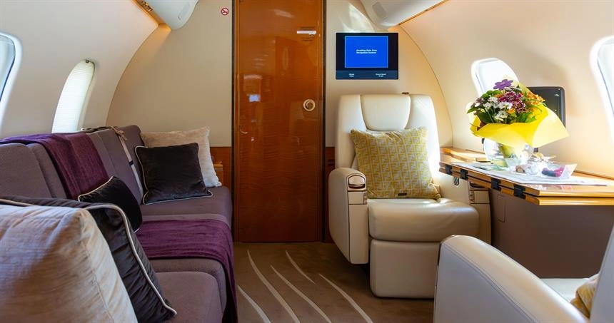 Bombardier Global 5000 T7-ALEX
