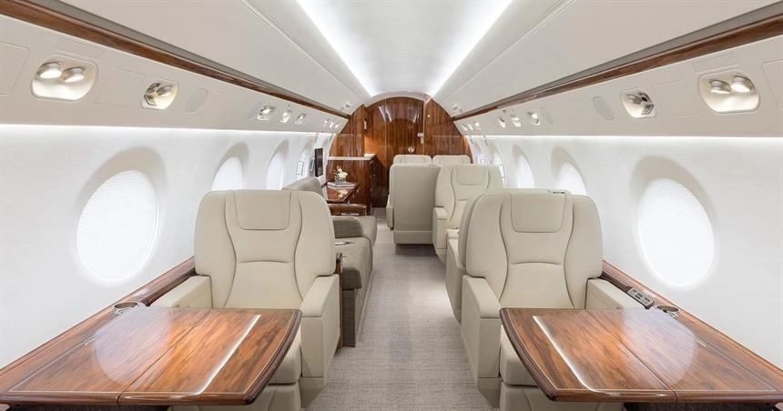 Gulfstream G-450 G-ULFM