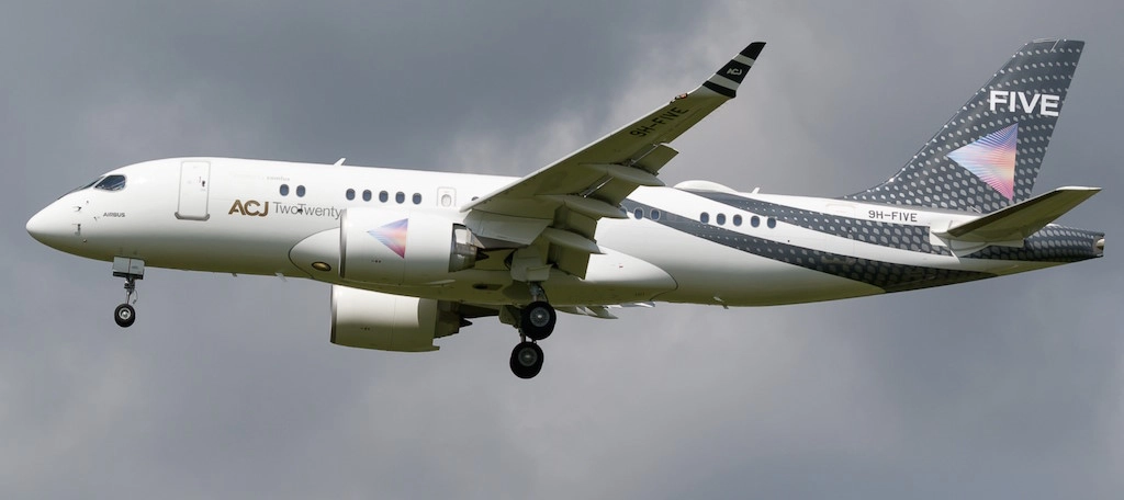 Cessna ACJ 220-100 9H-FIVE