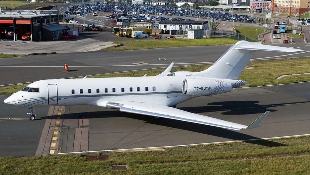 Bombardier Global 5000 T7-ROYAL