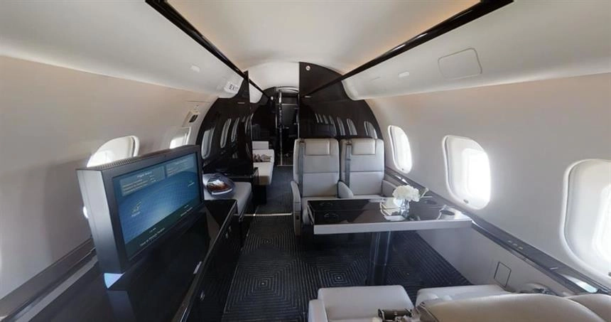 Bombardier Global 5000 T7-ROYAL