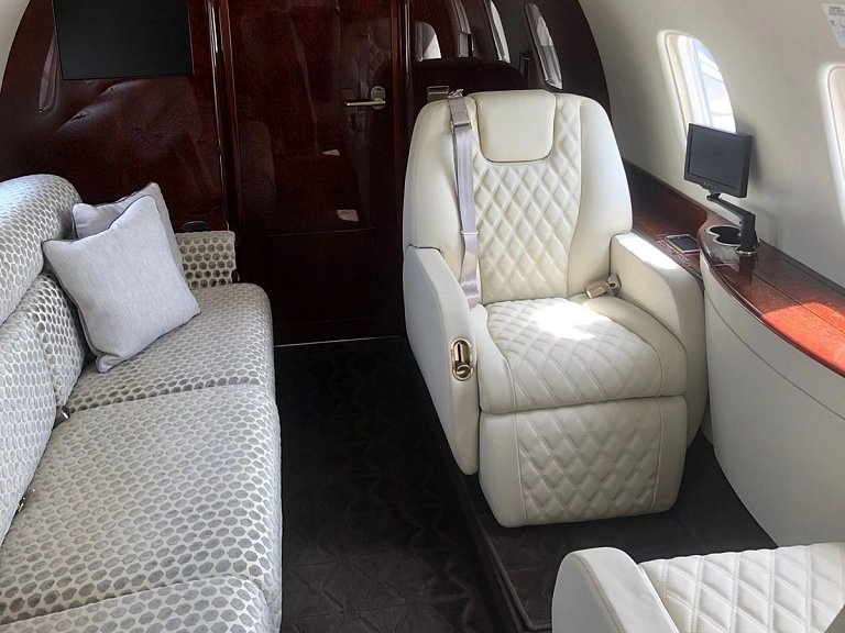 Embraer Legacy 650 RA-02877