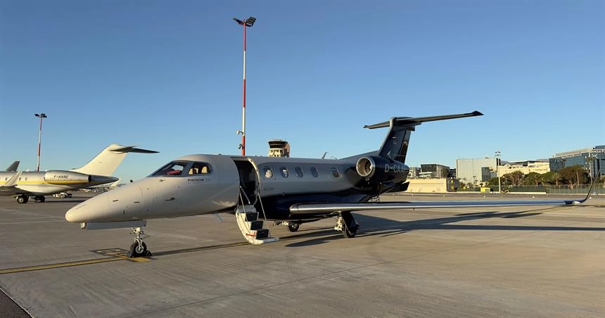 Embraer Phenom 300 D-CAAF