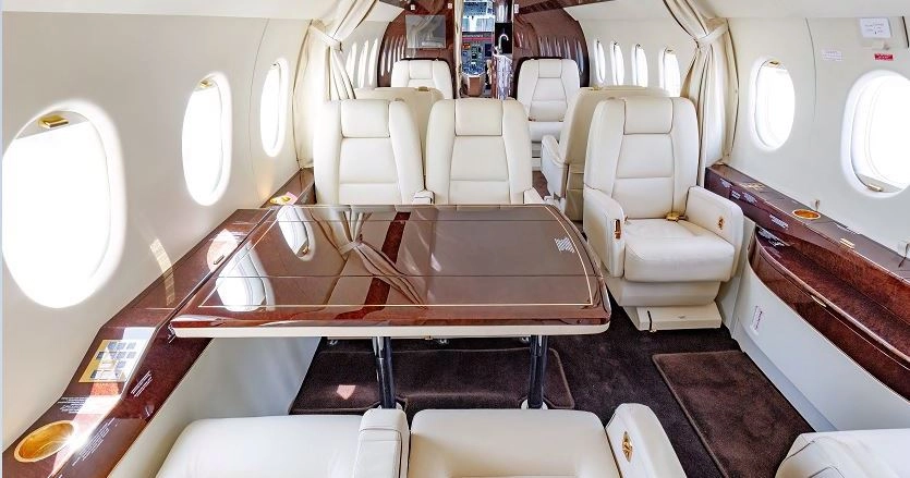 Dassault Falcon 2000 OE-HER