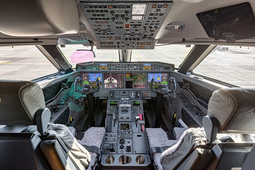 TU-204 VIP RA-***