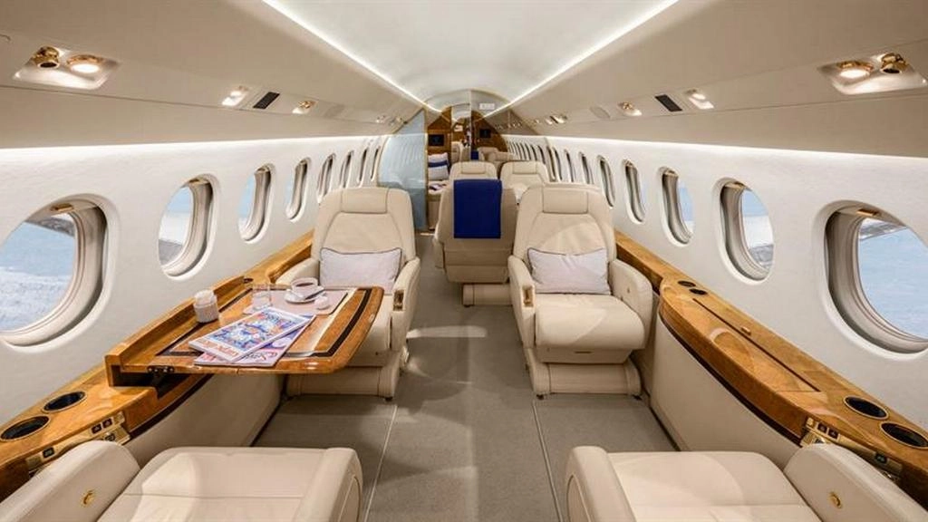 Dassault Falcon 900EX OE-IDM