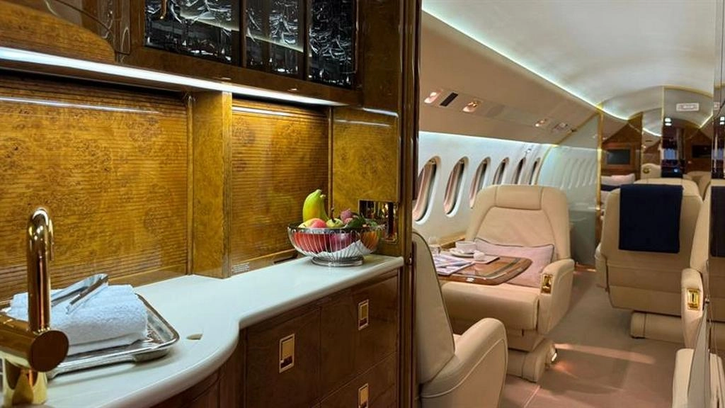Dassault Falcon 900EX OE-IDM