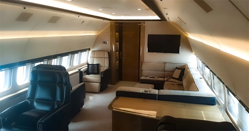 Boeing BBJ T7-HAS
