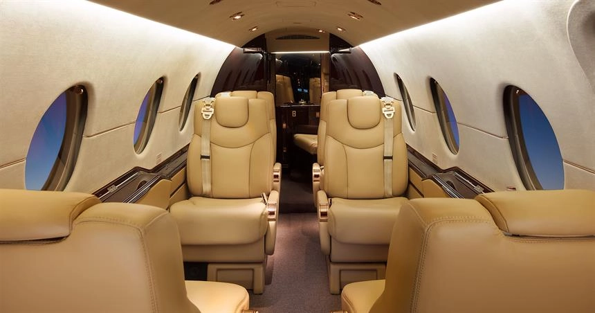 Hawker 400XP SP-ATT