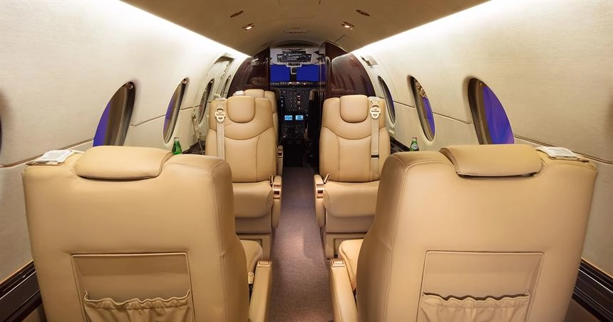 Hawker 400XP SP-ATT