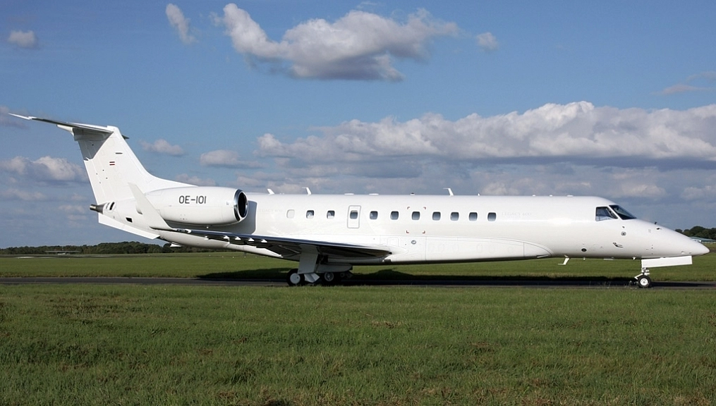 Embraer Legacy 600 OE-IOI