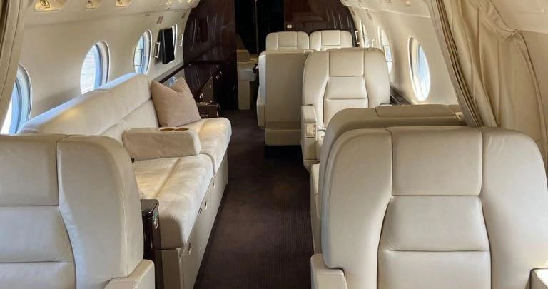 Gulfstream G-550 OE-LSE