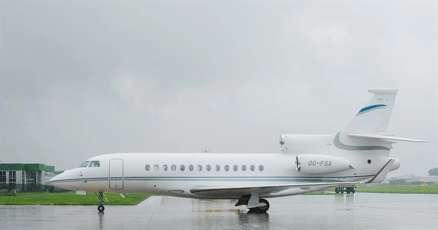 Dassault Falcon 7X OO-FSX