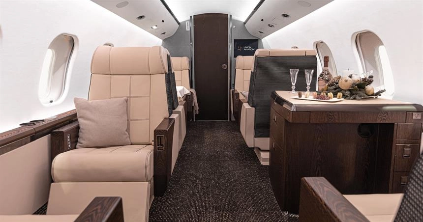 Bombardier Global Express XRS YL-DAM
