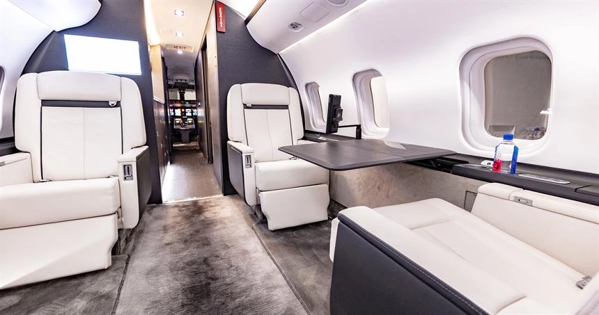 Bombardier Global Express N599SR